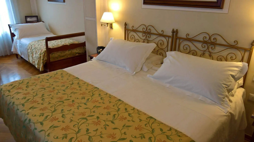Hotel David