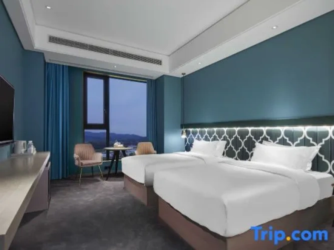 Premium Twin room
