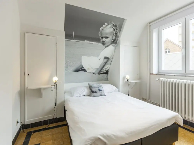 Captivating Villa in de Panne with Garden