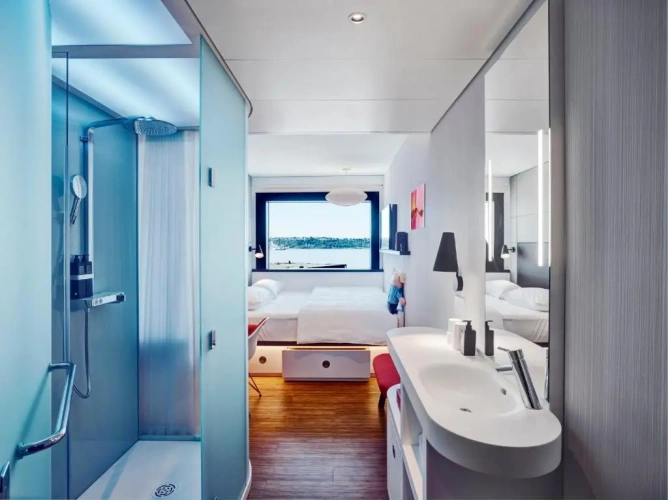 Standard room with ocean view
