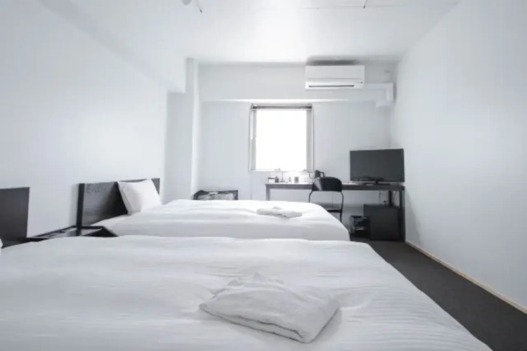 8HOTEL Chigasaki