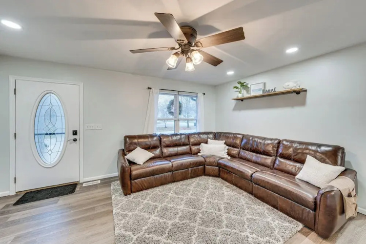 Family-friendly Gem w/ Fire Pit: 1 Mi to Lake Como