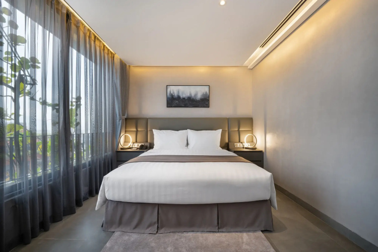 LEGEND Boutique Hotel