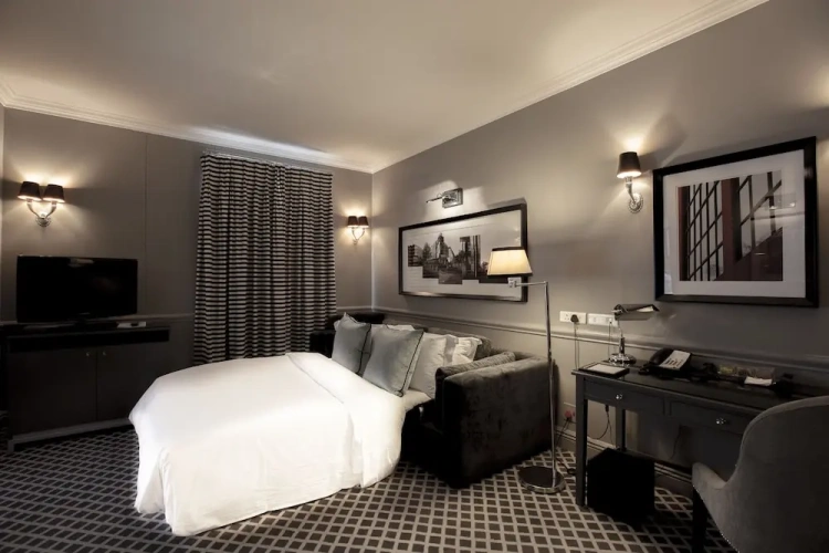 Executive room