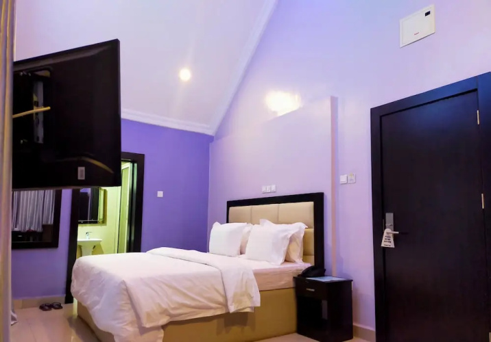 Beckett Suites