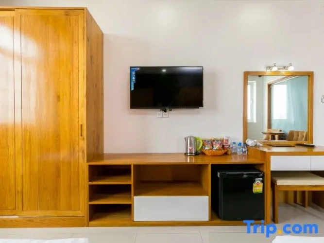 Deluxe Double room with city view