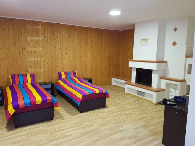Economy Quadruple room