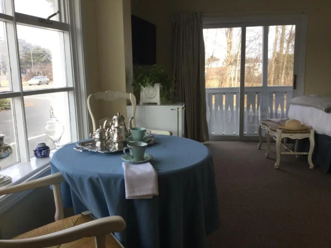 The Beach Rose Inn