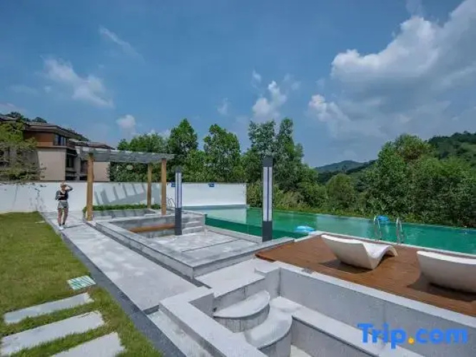 Fogang Xile Valley Phoenix Hot Spring Swimming Pool Vacation Apartment