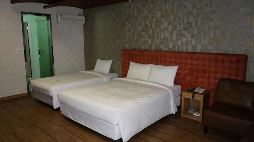 Aubeson Hotel