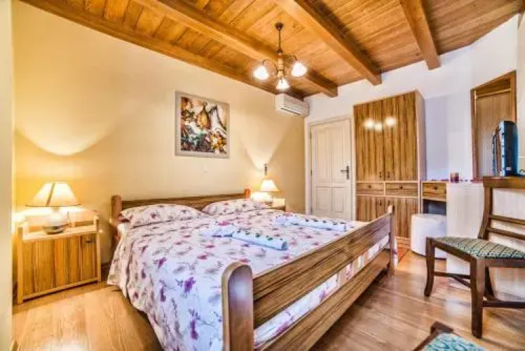 Apartment Bubani O-552