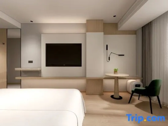 Premier Double room with city view