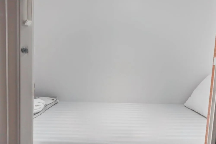 Sleep Box Hostel Suratthani
