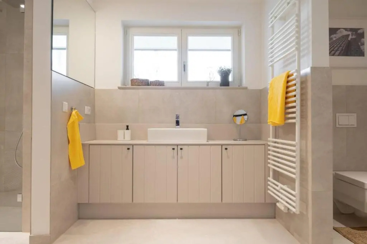 Spacious 3-bedroom apartment near Eilbekpark