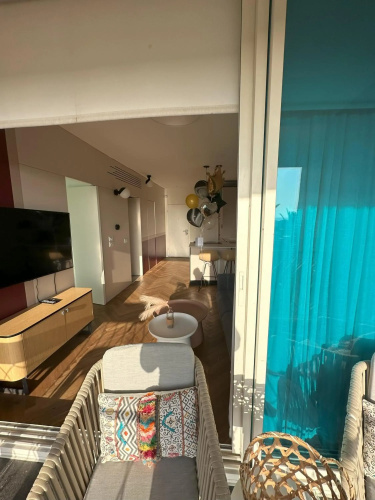 neot golf sea view suite