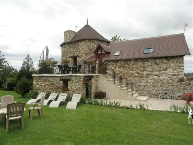 3 Bedrooms Double Villa