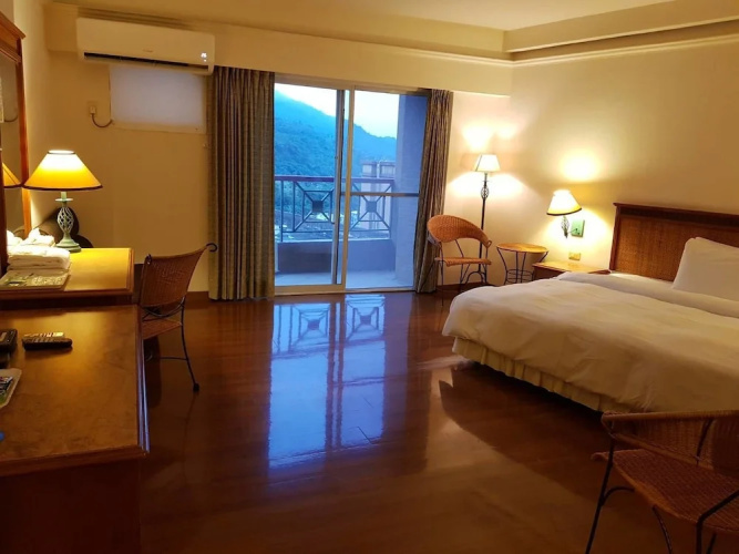 Huya Hotel