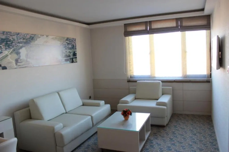 1 Bedroom Deluxe Suite with view