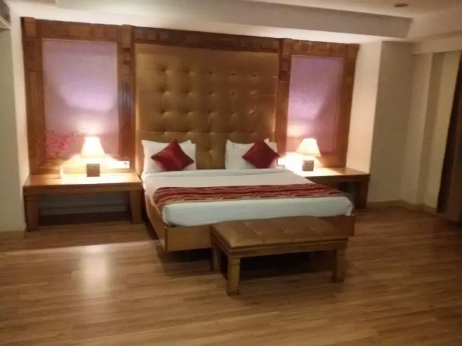 Luxury Suite