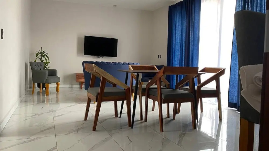 Quieto Hotel Suites