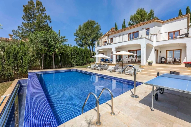 Villa