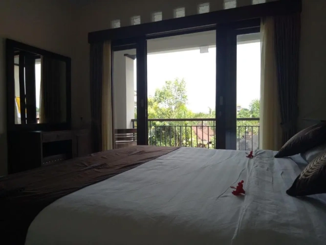 Deluxe room with balcony and with view