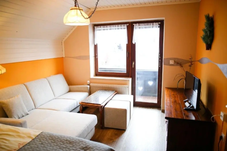 2 Bedrooms Apartment with balcony