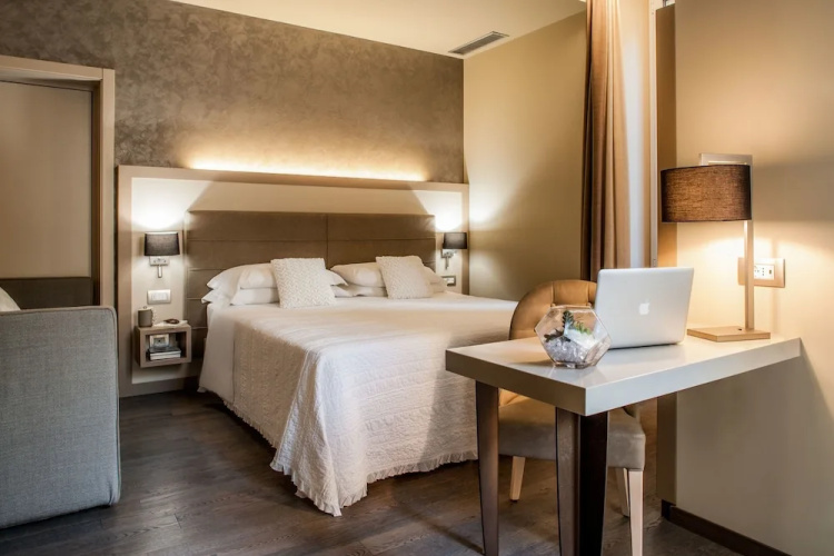 Hotel Savoia