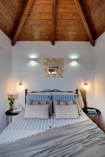 Superior Cottage
