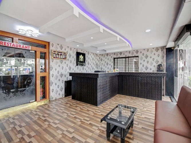 Collection O Millennium Plaza Hotel