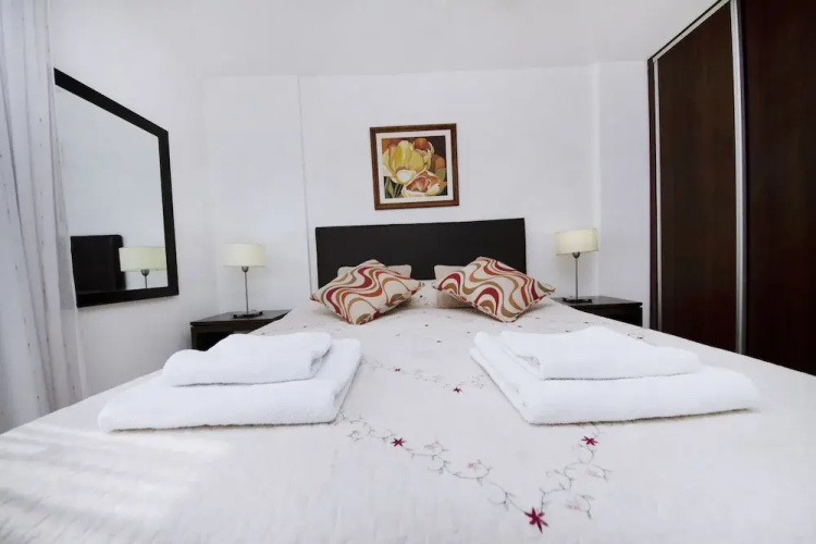 Bvd. Illia Apartment AN4