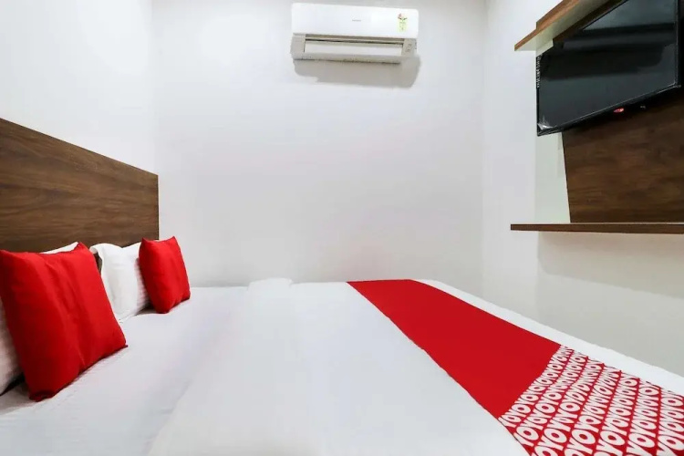 H5 by OYO Rooms
