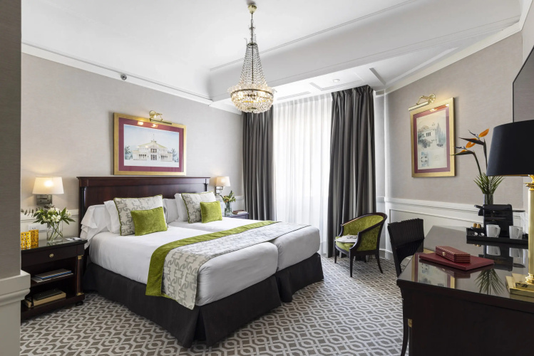 Hotel Emperador