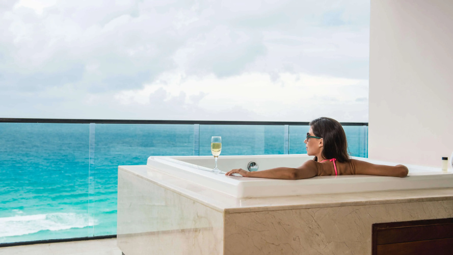 Me Cancun Hotel