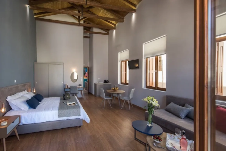 Deluxe Quadruple room