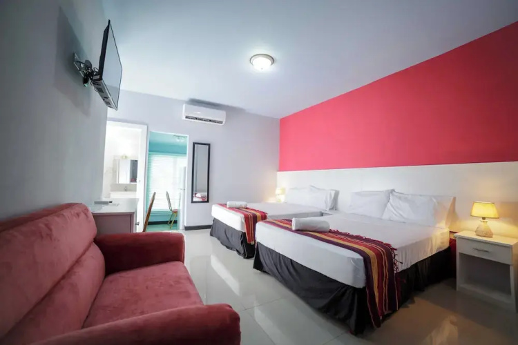 Emporis Resort