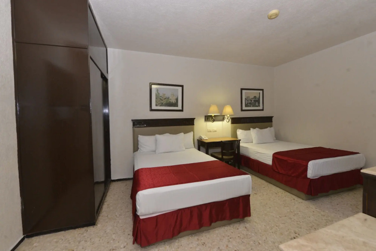 Hotel Olmeca Plaza
