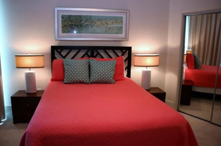 Bella Luna by Prickett Properties
