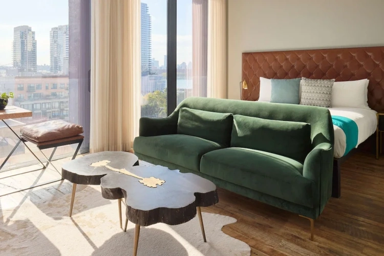 Studio with balcony and with city view