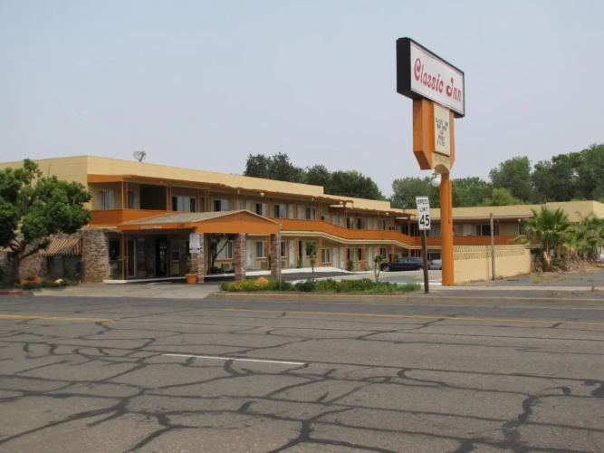 Econo Lodge Red Bluff