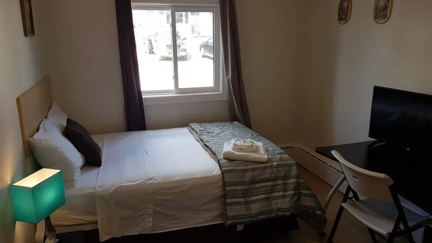 Preferred Rooms by Crestview Guest House