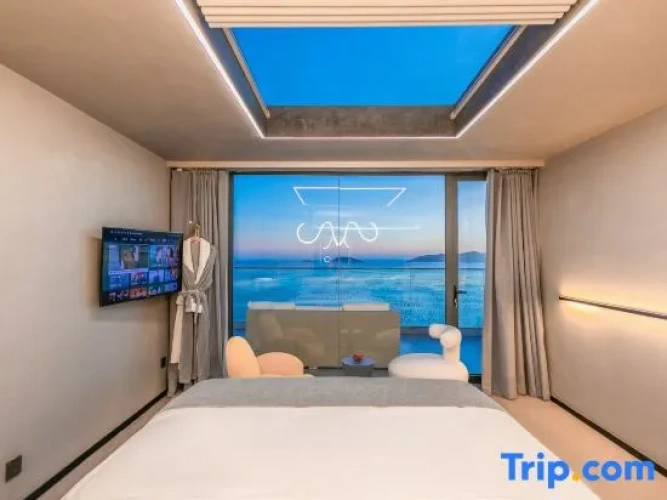 Standard Twin room with sea view