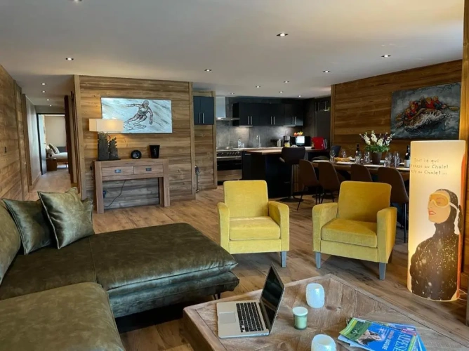 Deluxe Apartment