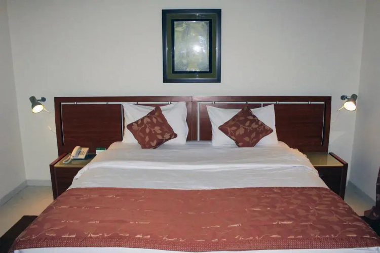 Al Deyafa Hotel Apartments 3