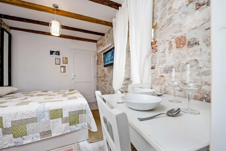 Apartment and Studio CA 3 VIE
