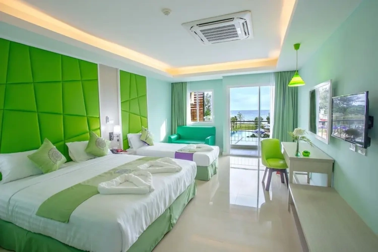 Deluxe room with balcony