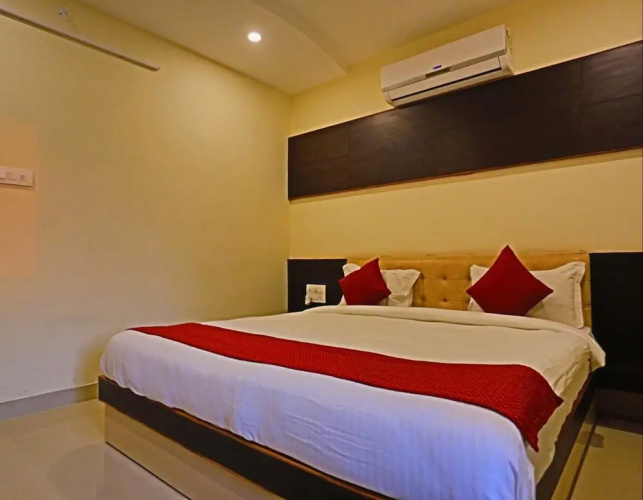 Hotel Suraj Palace