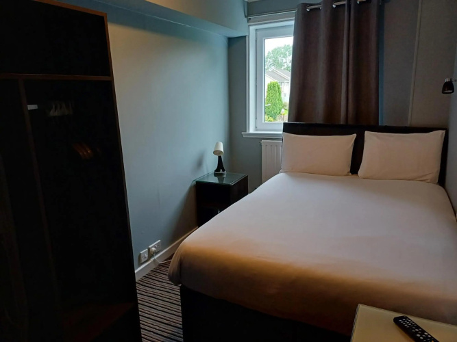 Kings Park Hotel