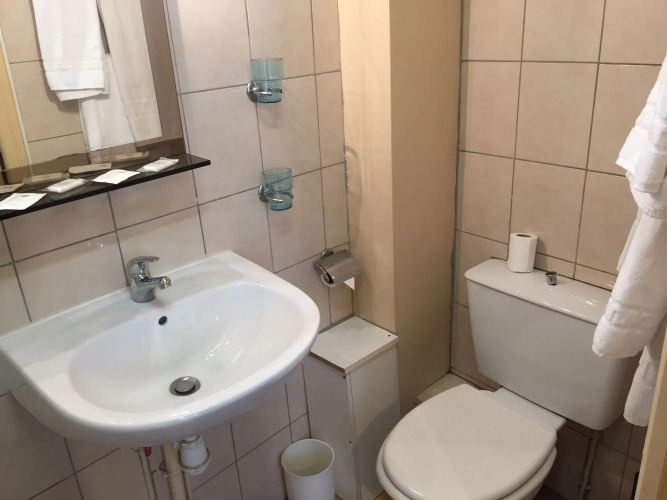 Hôtel des Pyrénées - Nation - Image 2