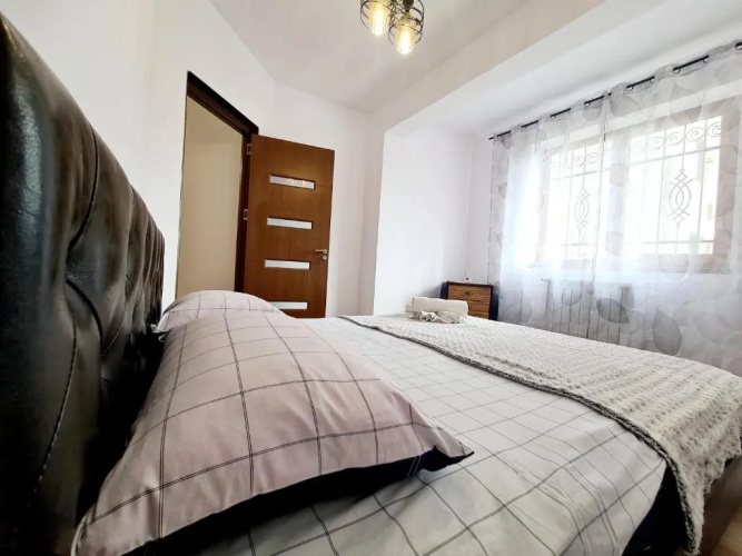 R.O.S.E. Apartment